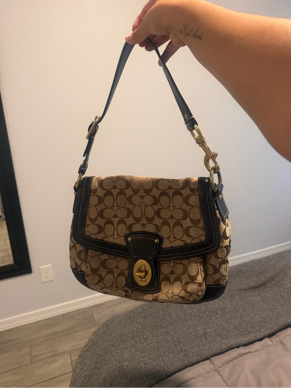 Vintage Coach Legacy Turn-Lock Shoulder Bag